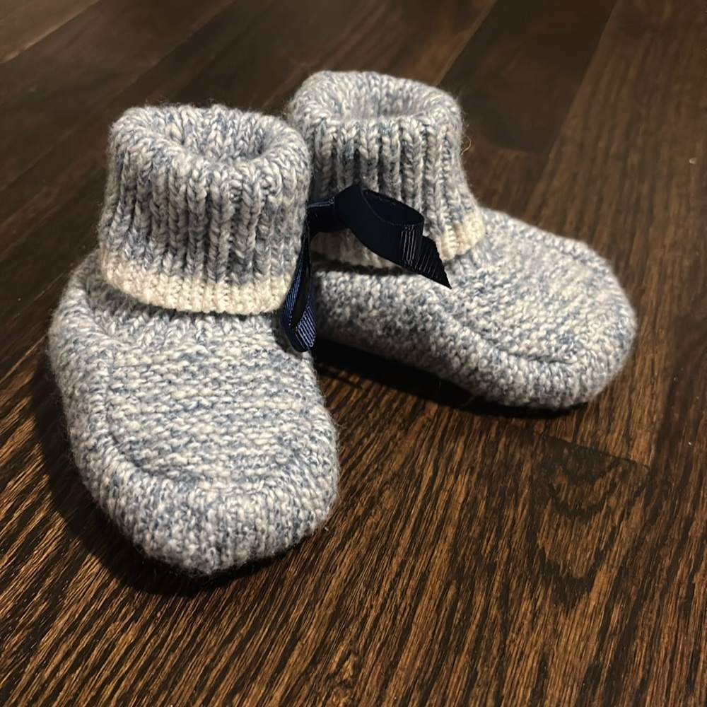 3-6M Janie & Jack baby slippers